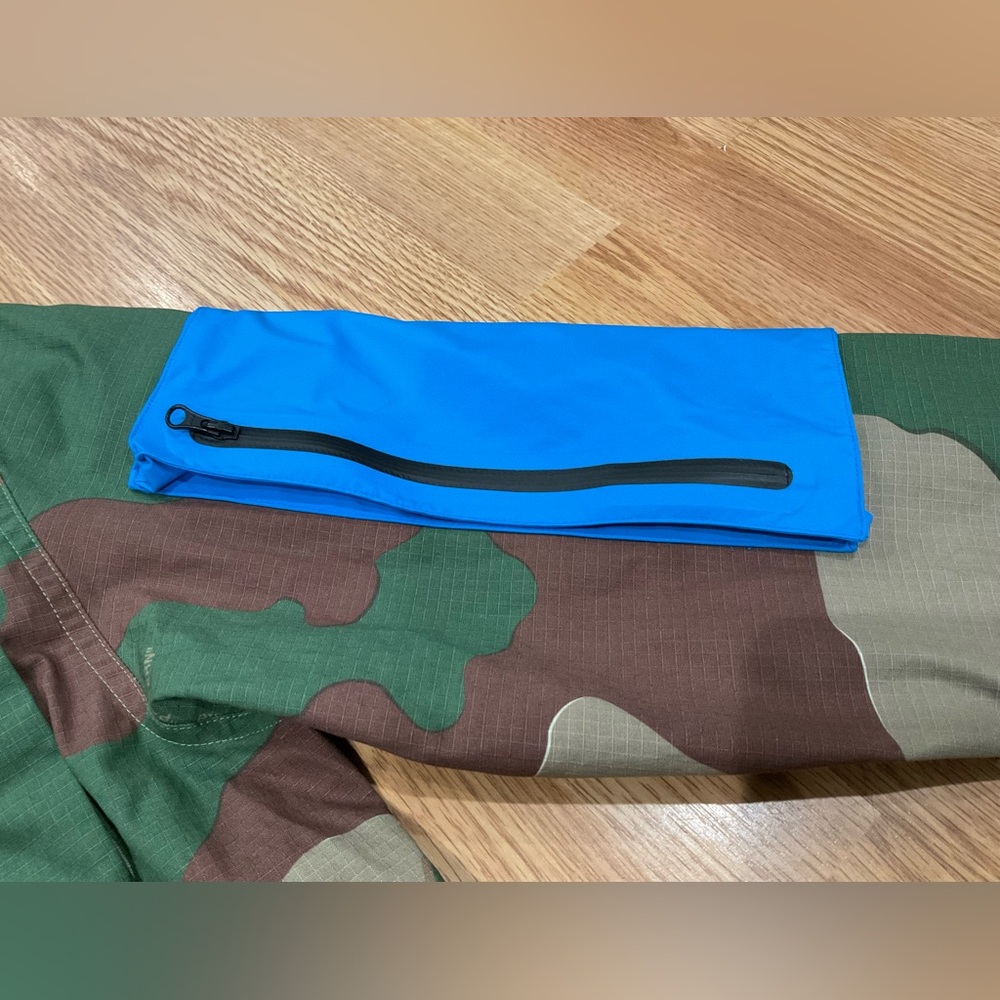 Nike Camouflage Jacket with Green and Brown - Picture 6 of 15